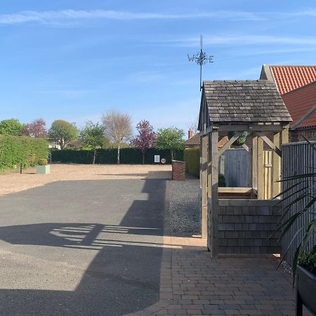 North Somercotes Meals Farm - Courtyard Room מראה חיצוני תמונה